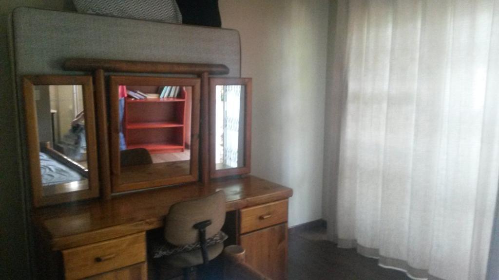 The Birches Backpacker Lodge Randburg Ngoại thất bức ảnh